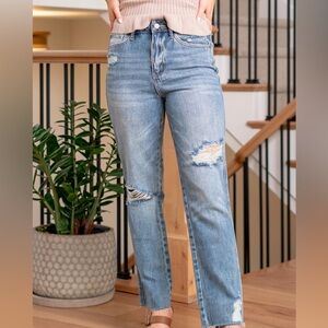 Judy Blue KRISTINE RIGID MAGIC HIGH RISE DISTRESSED STRAIGHT 31/13